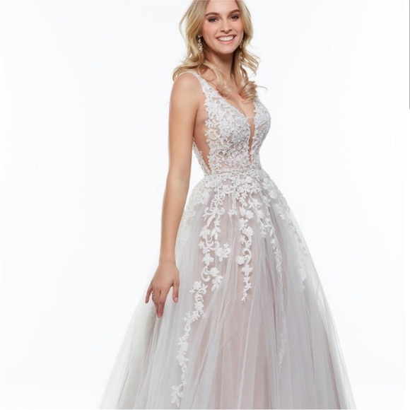 NEW ALYCE PARIS SZ 14 WHITE ILLUSION SLEEVELESS BEADED TULLE FORMAL BALLGOWN - Picture 14 of 16